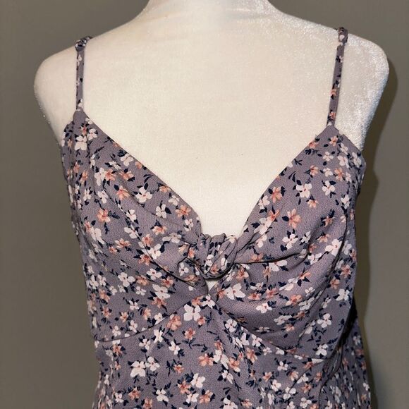 PINK ROSE Flowy Floral NWT and Adjustable Straps Cami Tops - Picture 4 of 14